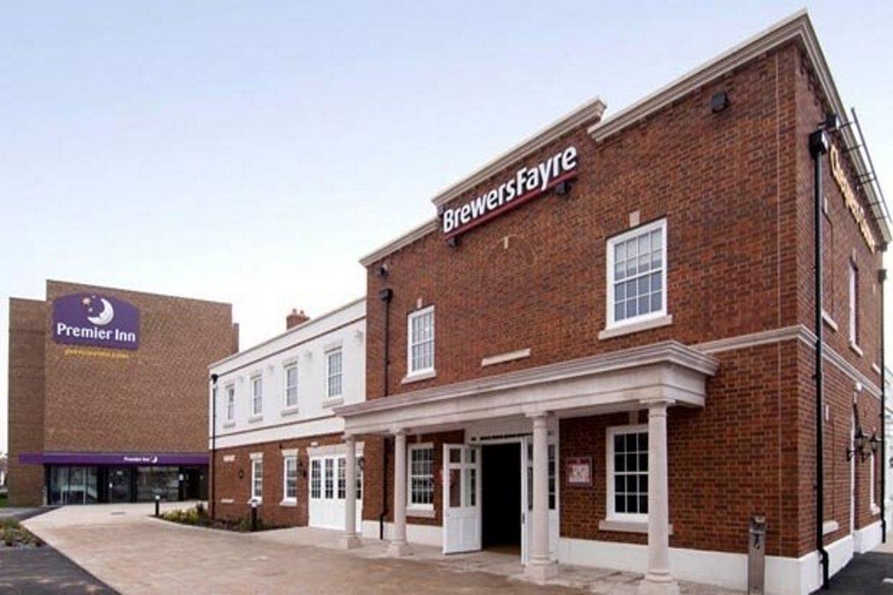 Premier Inn London Dagenham Eksteriør bilde